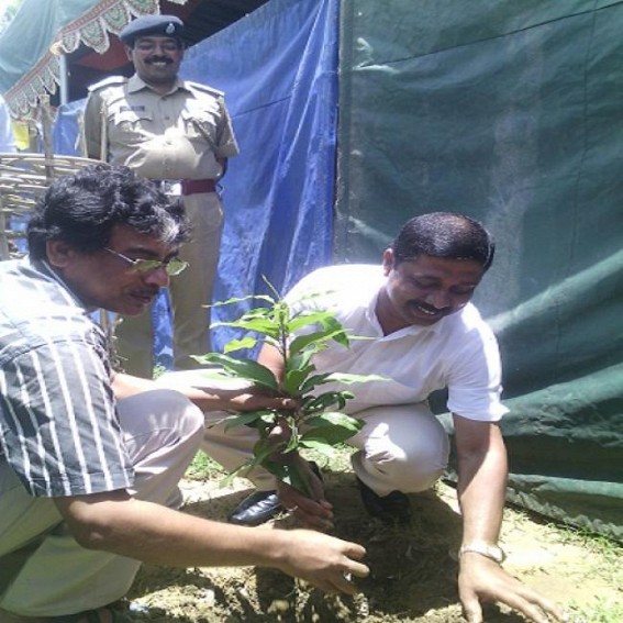 Van Mahotsav celebrated with the initiative of Belonia PS Van Mahotsav celebrated with the initiative of Belonia PS
